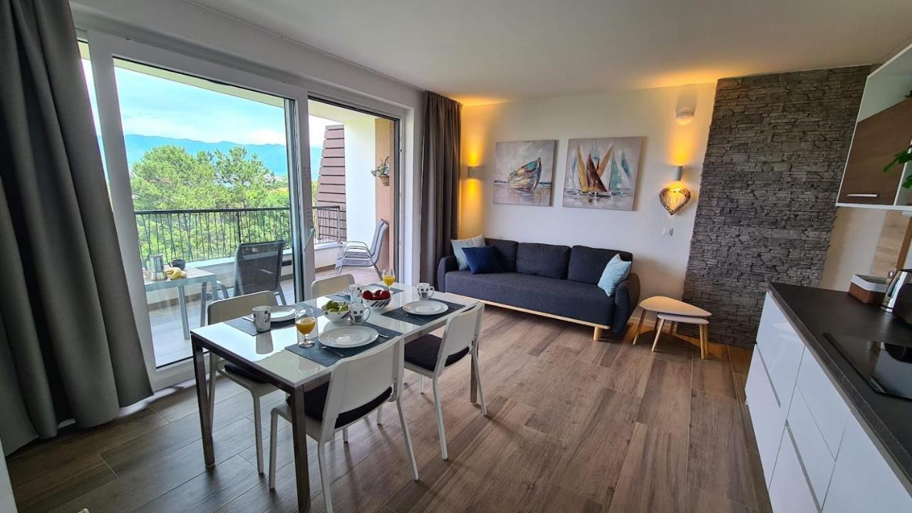 Vila Primorka Apartmani Oleander Šilo Exterior foto