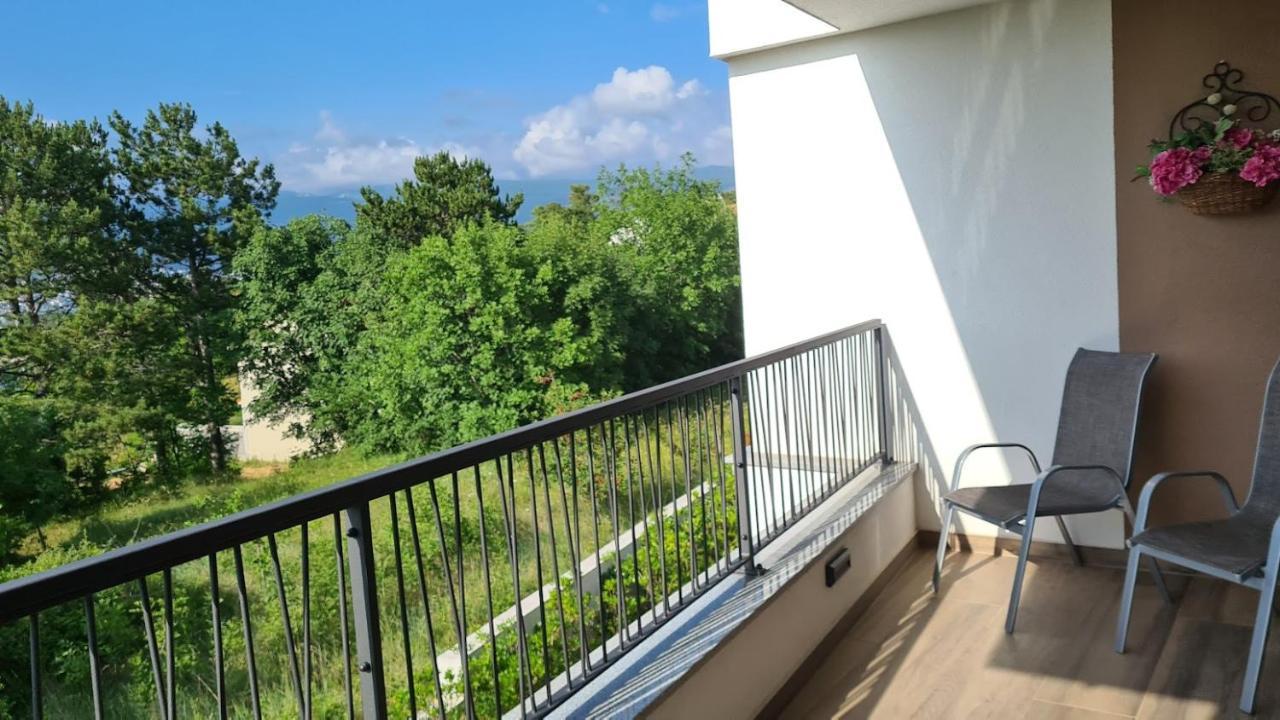 Vila Primorka Apartmani Oleander Šilo Exterior foto